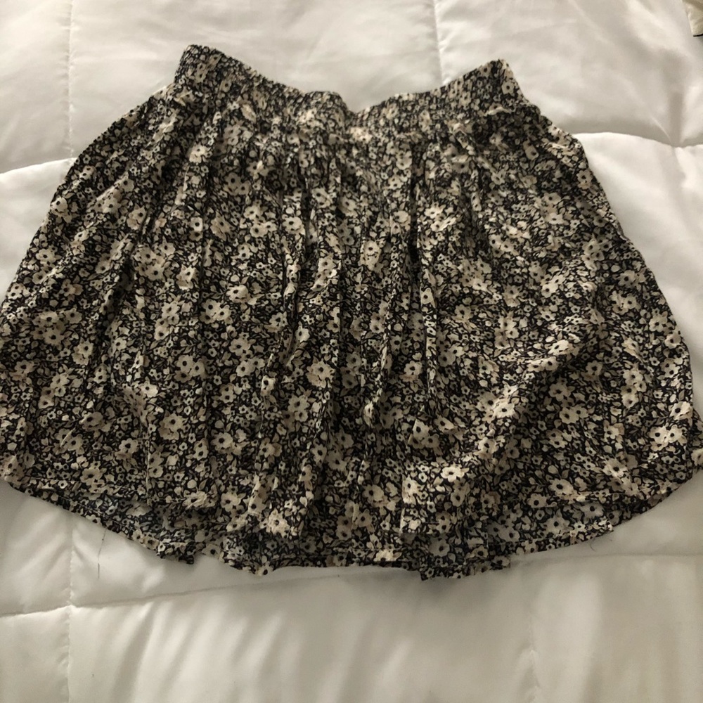 Brandy Melville floral skirt